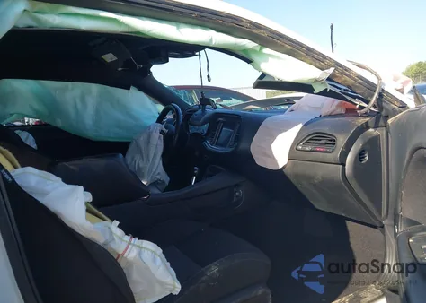 2021 Dodge Challenger R/T Scat Pack z USA, uszkodzony, nr VIN 2C3CDZFJXMH514014